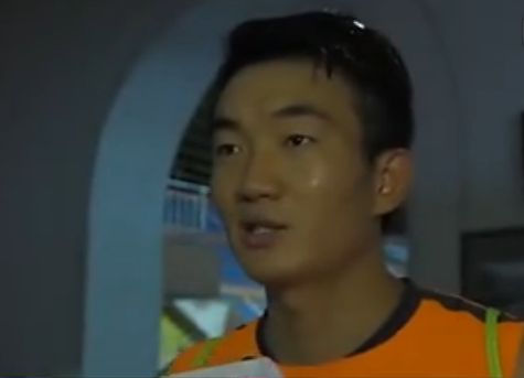 妇女成熟年轻亚洲毛茸茸